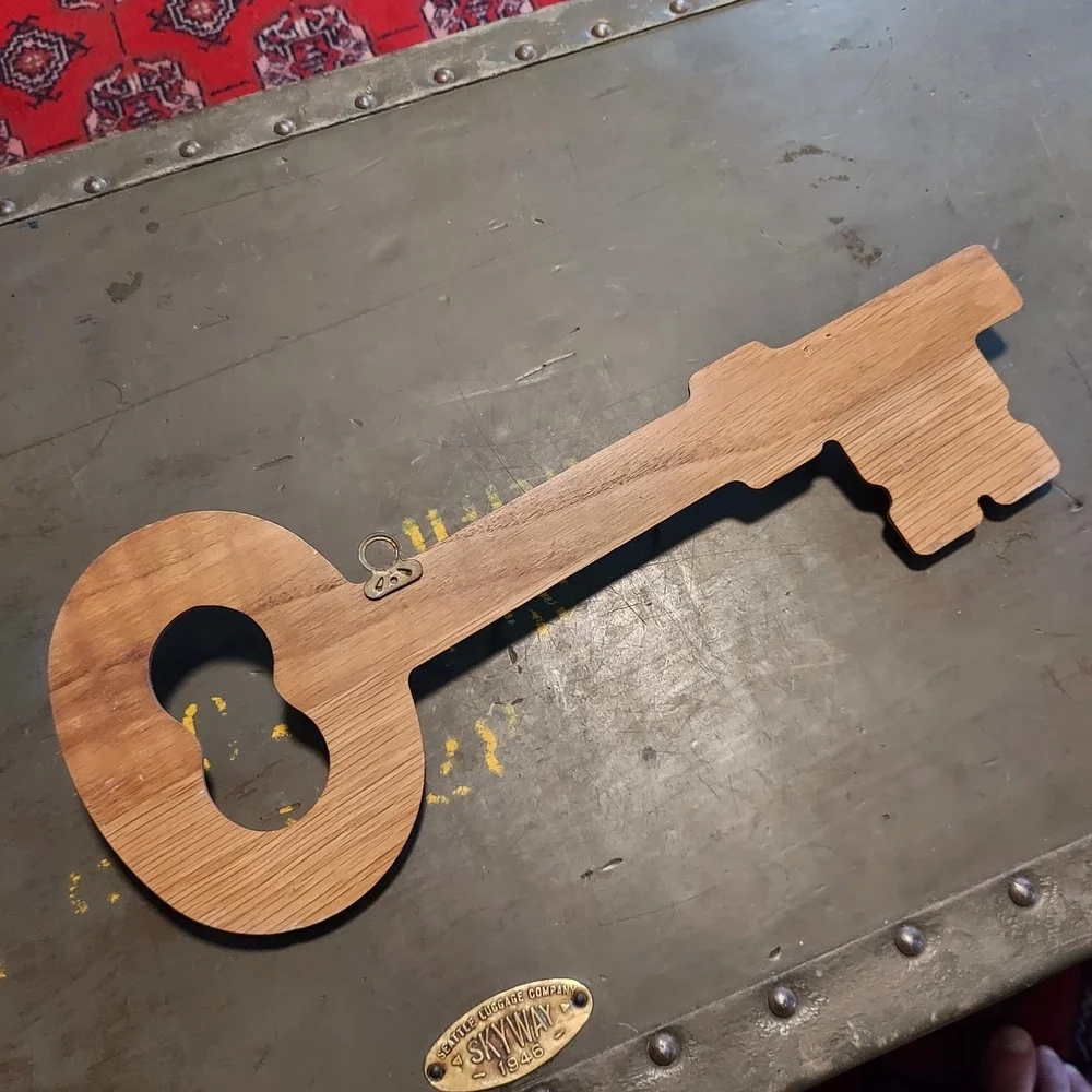 Vintage Wooden Skeleton Key Wall Mount Key Rack 6 Hook Entryway Decor 13.75